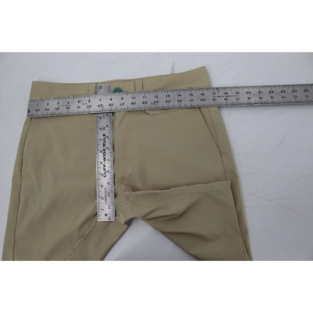 Helly hansen shorts men's small Tokyo 2020 Olympic Obs beige chino 9